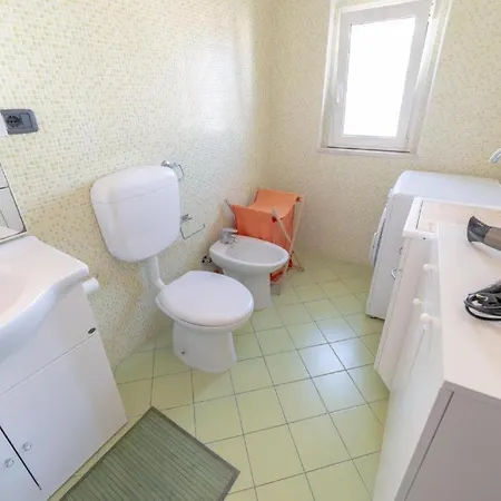 Le Farfalle Васто