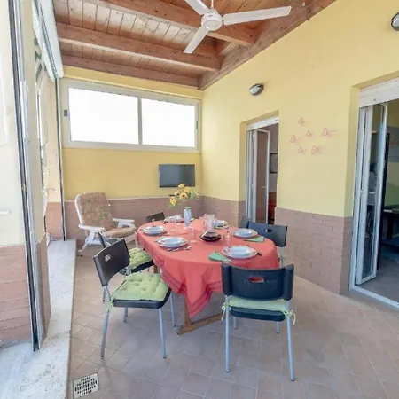 Le Farfalle